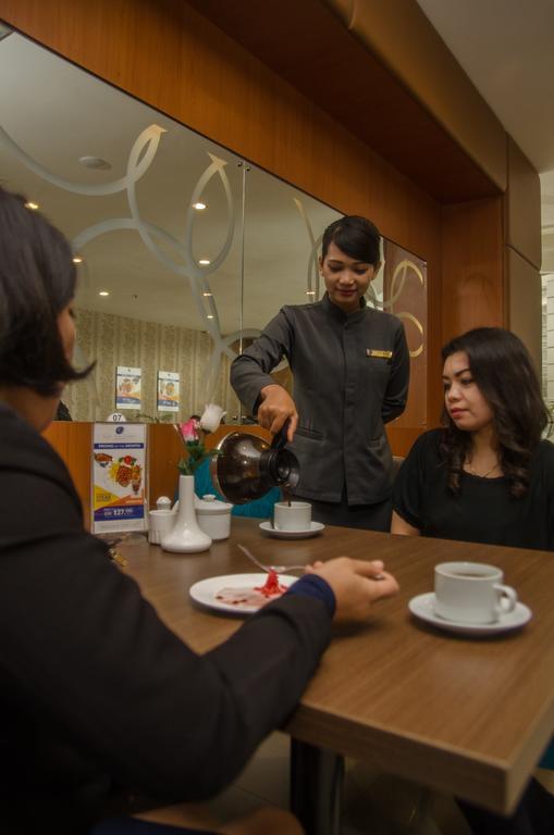 Royal Suite Condotel Medan Ngoại thất bức ảnh